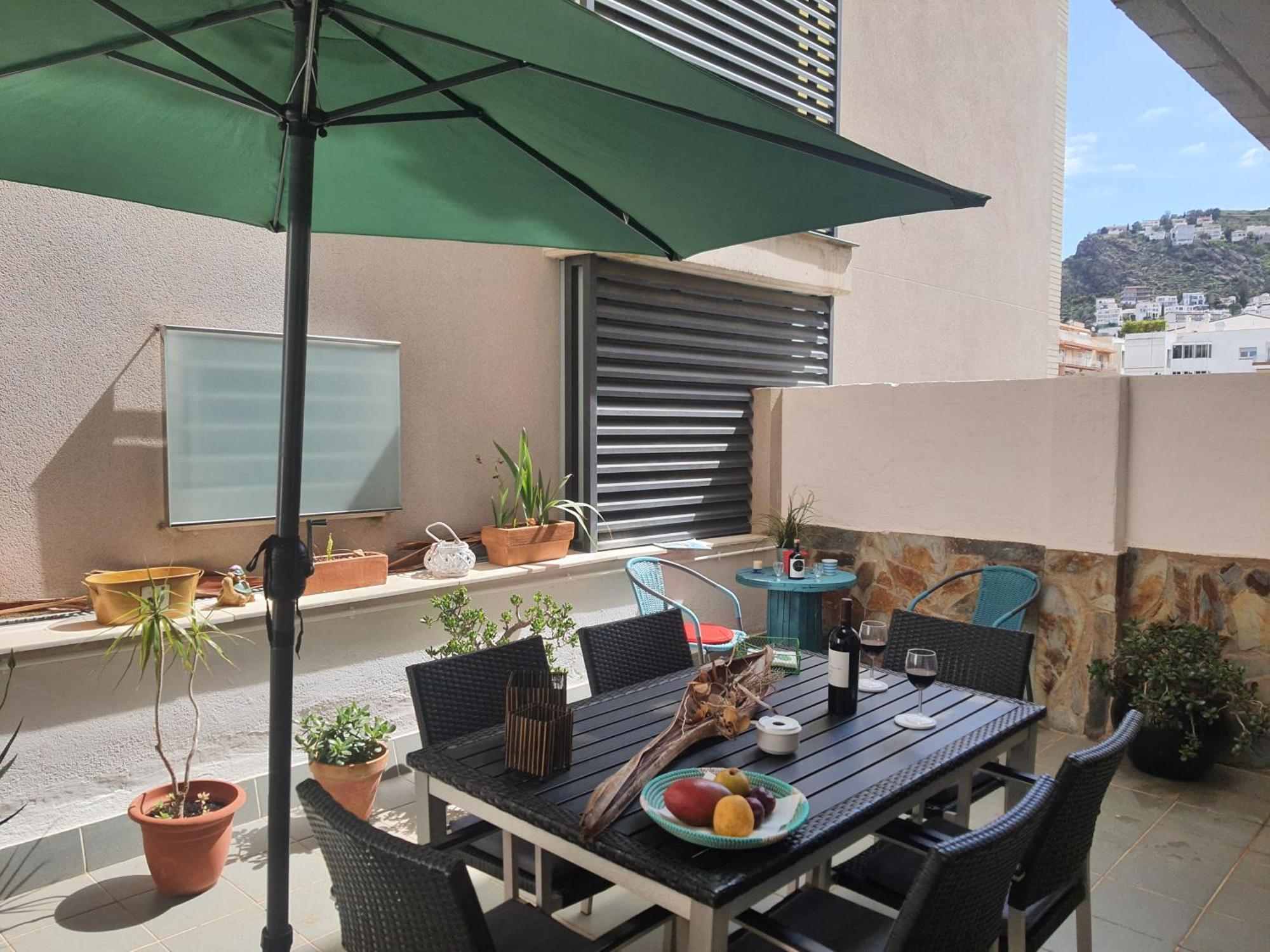 Apartamentos Ferrán Paqui Roses Exterior foto
